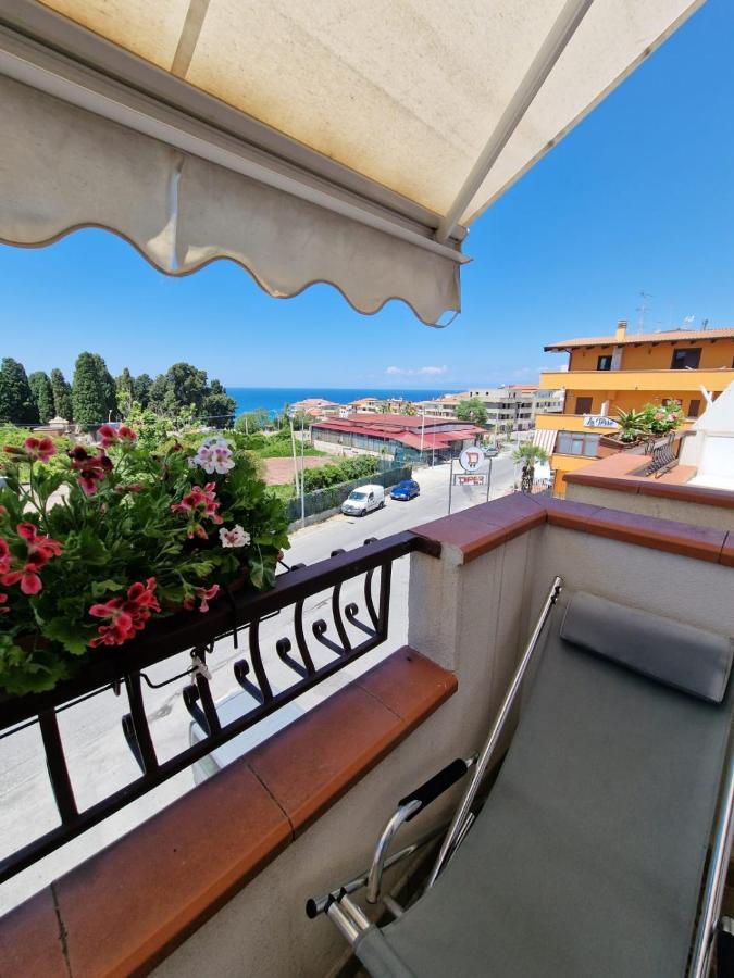 Residenza Estea Тропеа Екстериор снимка