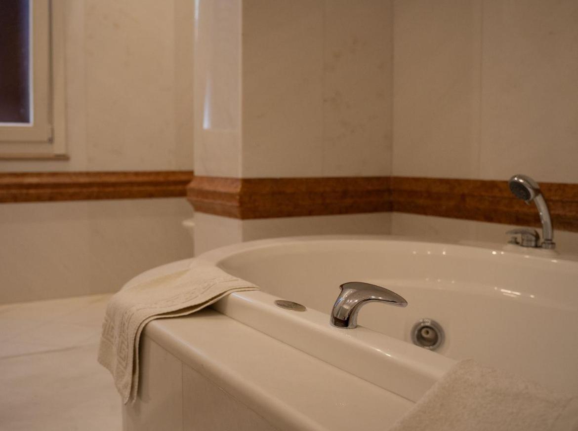 Residenza Estea Тропеа Екстериор снимка